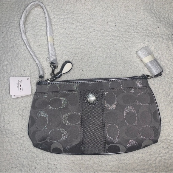 Coach Wristlet - Picture 2 of 5